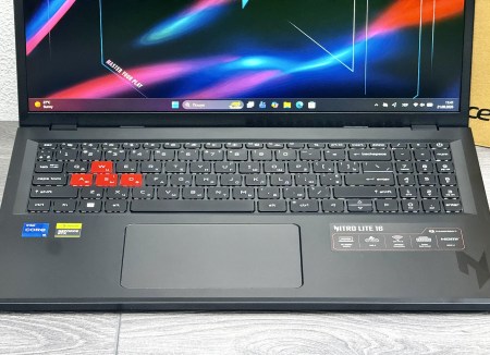 Acer Nitro Lite 16 NL16-71G 4
